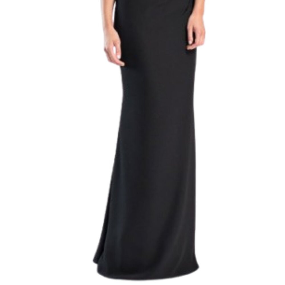 Elegant Black and White Off-Shoulder Dress - Picture 2 of 10
